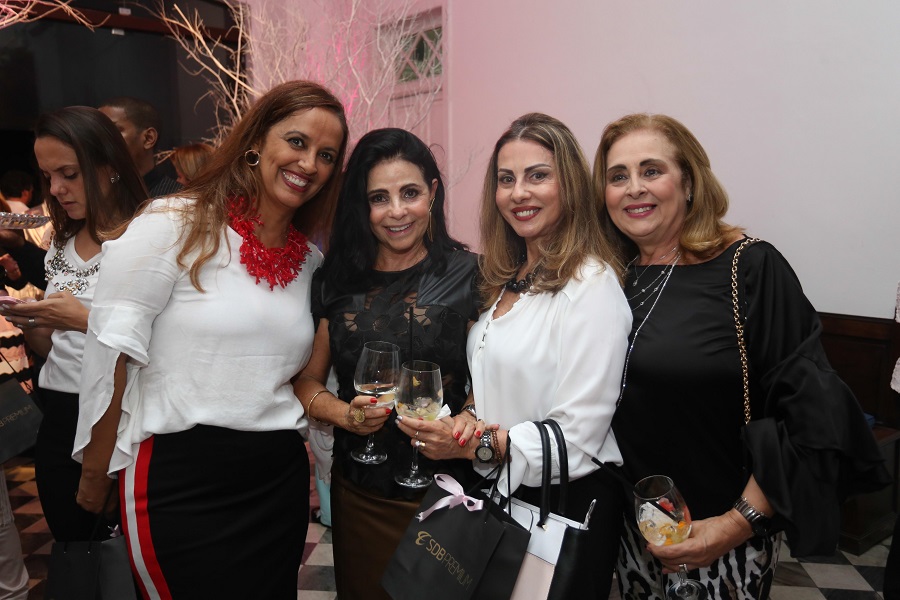  Claudia Romano, Tina Lima, Teresa Bonfim e Marcia Fernandez         